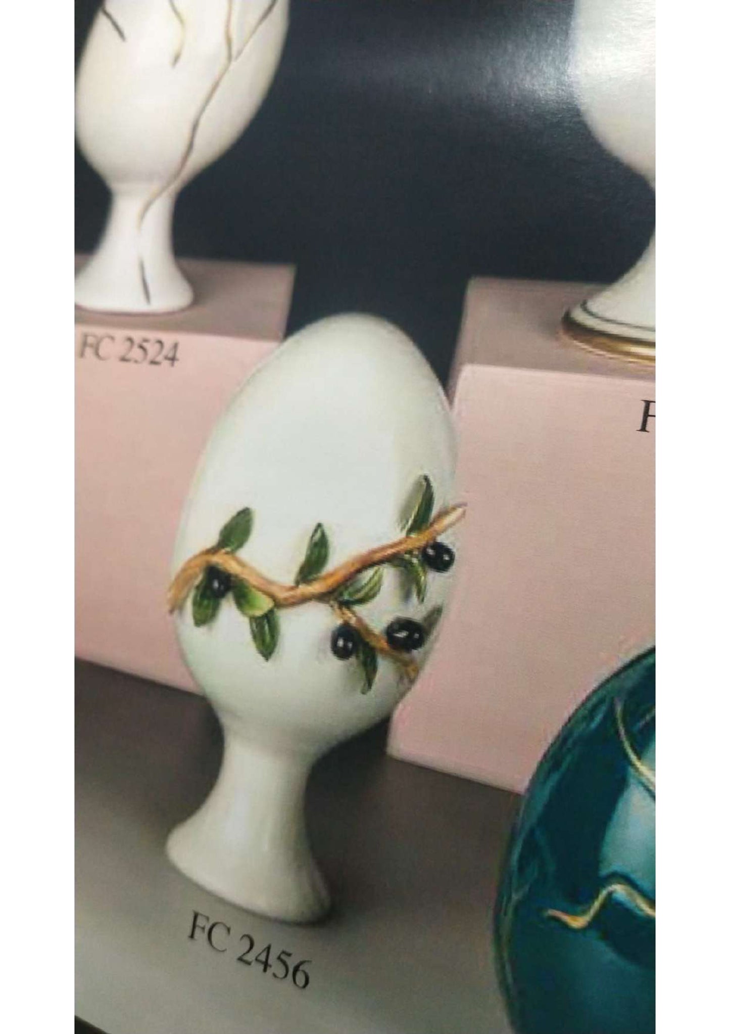 Uovo pasquale con ulivo verticale - Dea Capodimonte