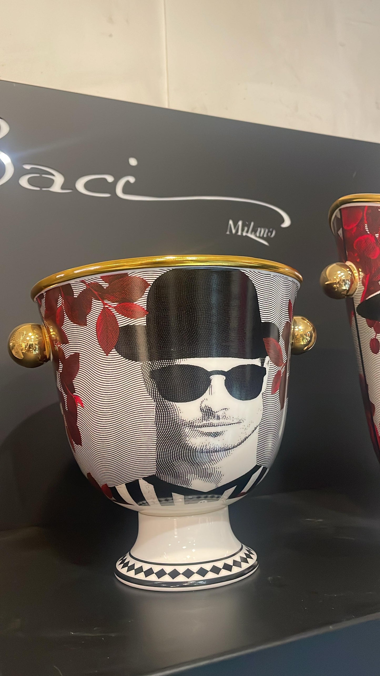 Vaso gli inseparabili man - Baci Milano
