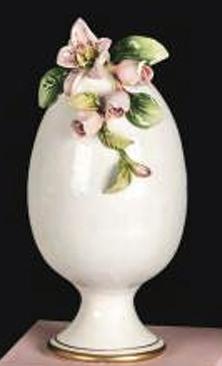 Uovo in ceramica decorativo - Dea Capodimonte